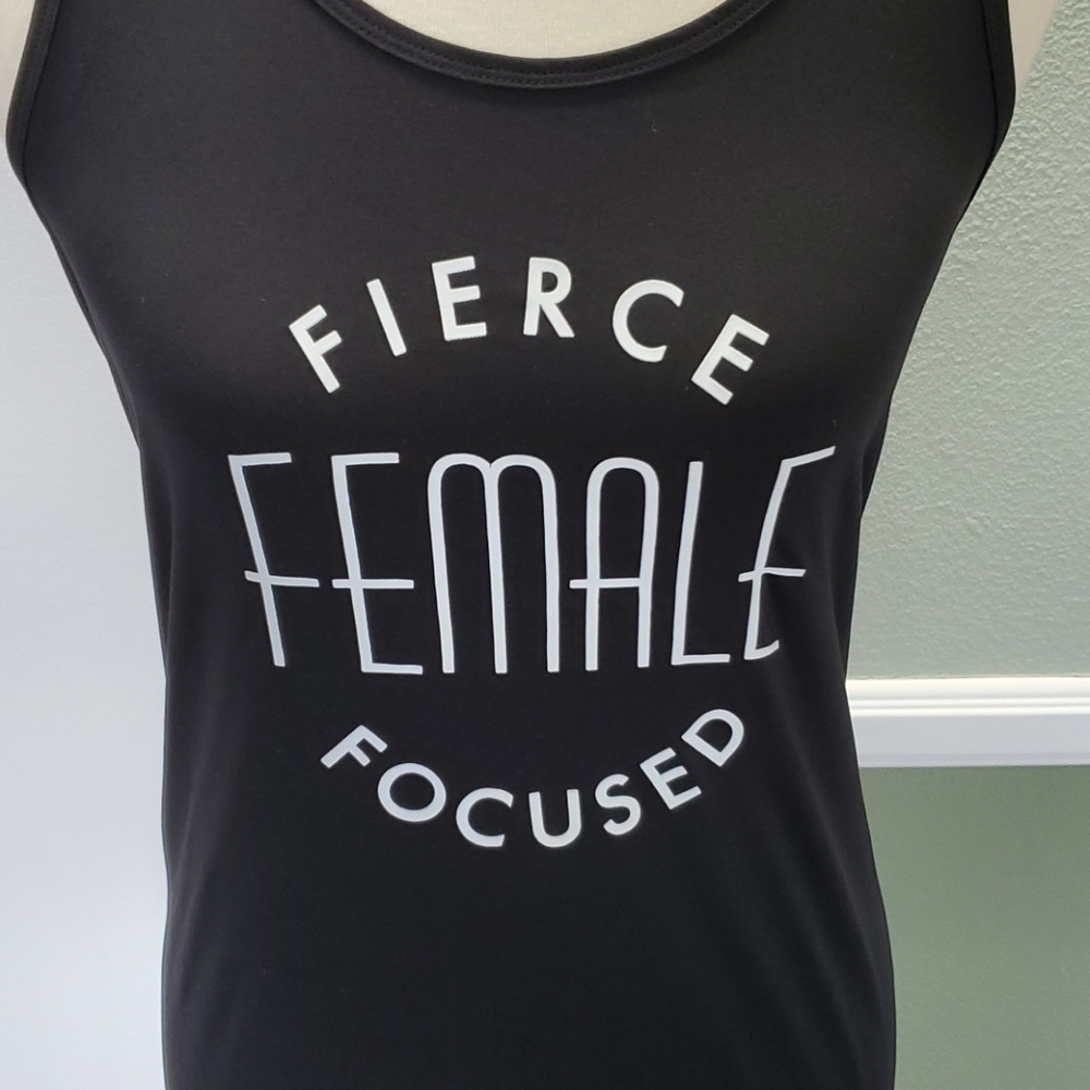 CHAMPION SLEEVELESS RACERBACK TEE - Picture 2 of 7